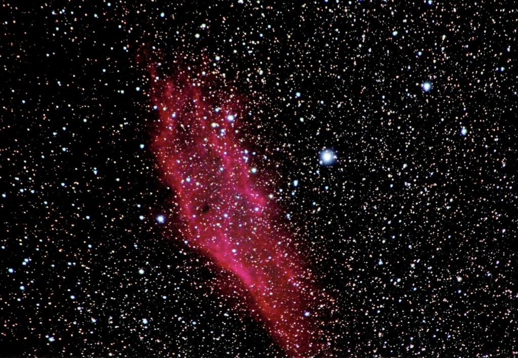 Nébuleuse Californie, NGC 1499, 202 poses de 25 secondes, 300mm
